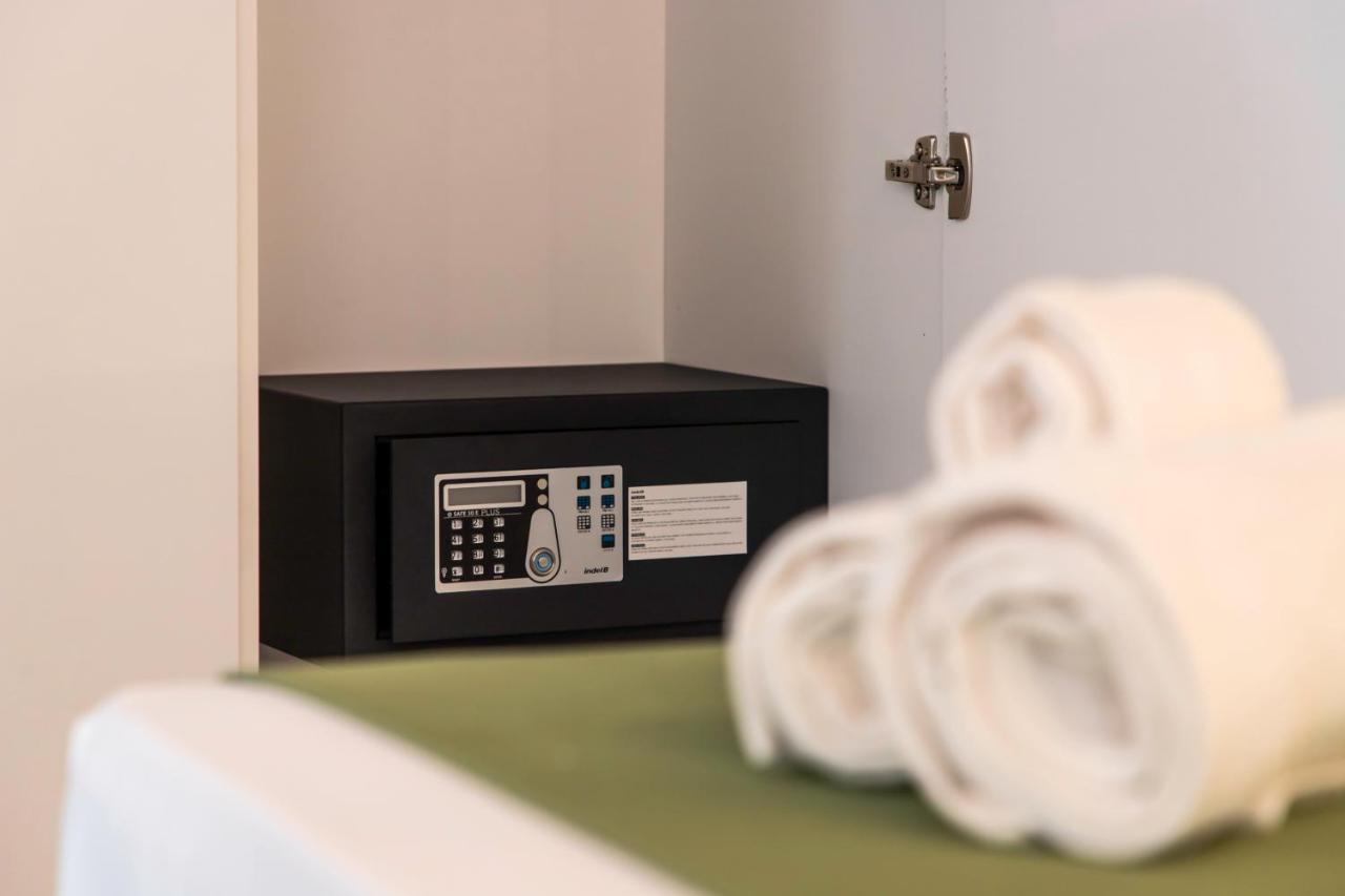 Metropolitan Rooms 칼리아리 외부 사진